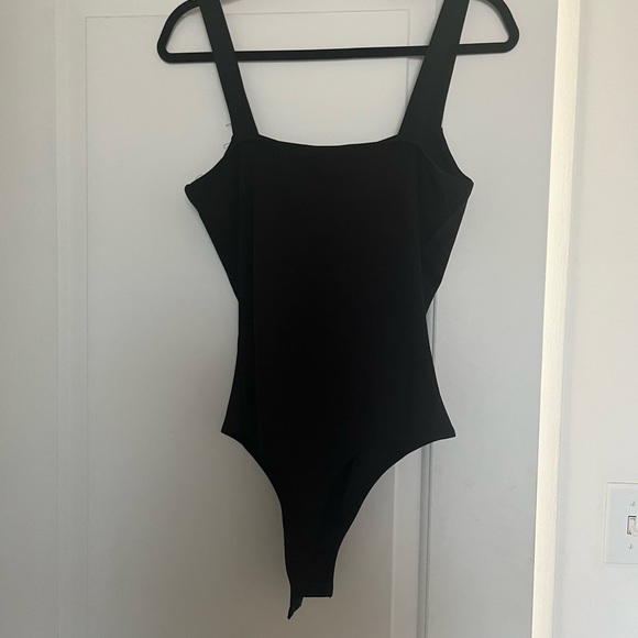 TCEC Black V Notch Bodysuit - Picture 2 of 5